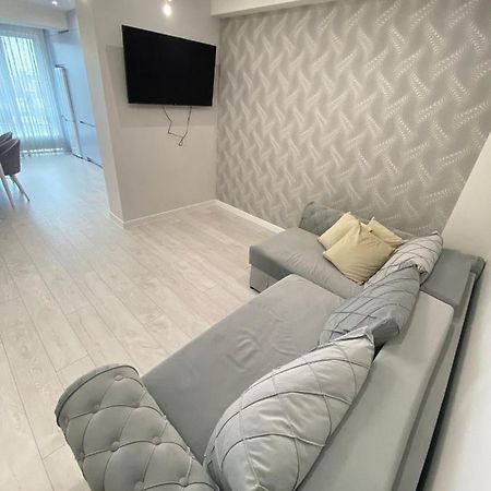 Tourist Grand Ismail Apartments Chisinau Eksteriør bilde
